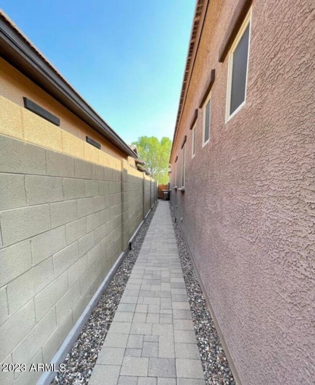 Building Photo - 13728 W Creosote Dr