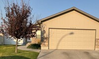 Building Photo - Beautiful 3 Bedroom Home on the Westside o...