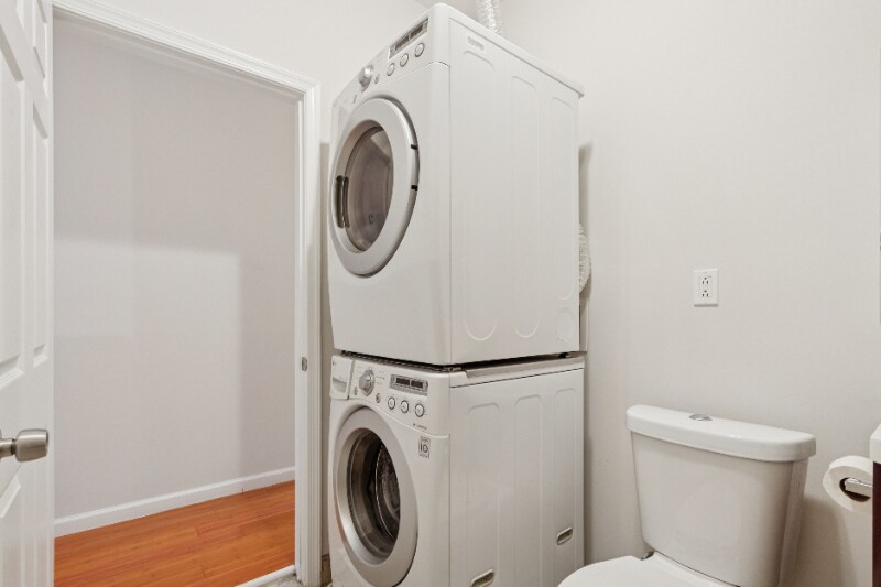 Building Photo - 1204 Chestnut St