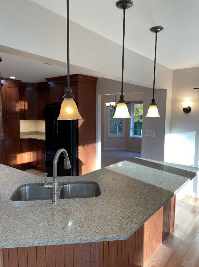 Building Photo - Spacious 5-Bedroom Home with Finished Base...
