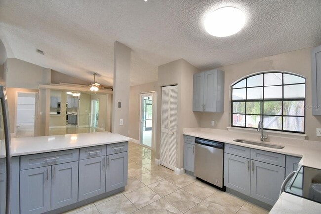 Building Photo - 531 Katherwood Ct