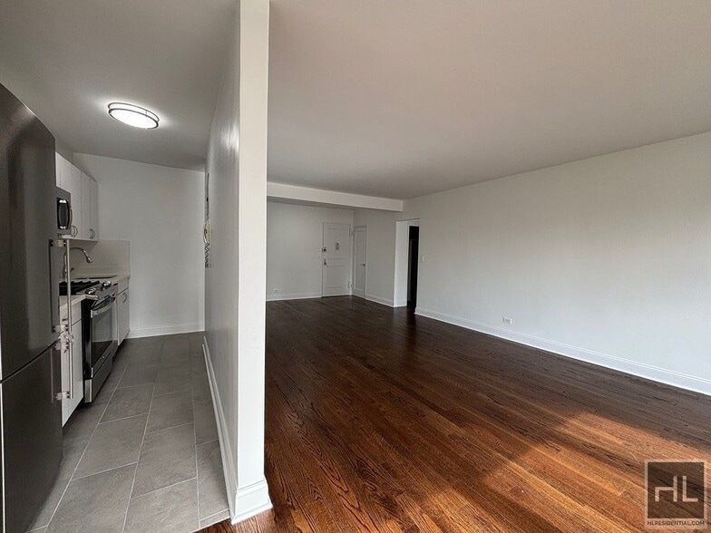 Building Photo - BEEKMAN PLACE