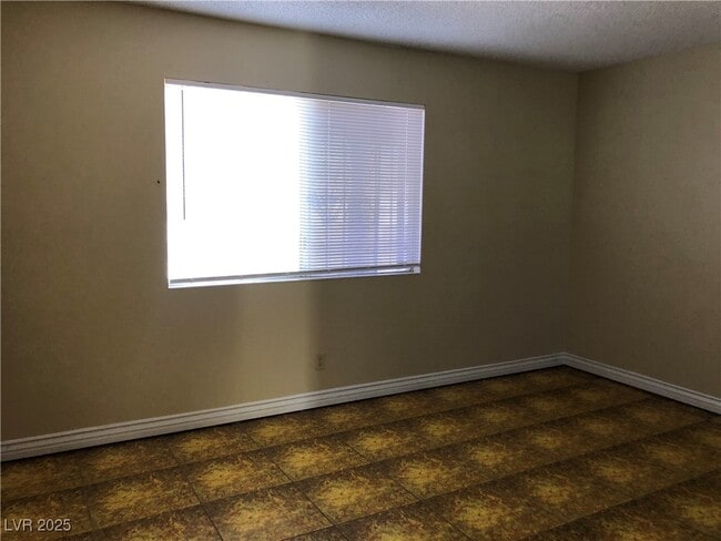 Building Photo - 4729 Cinderella Ln