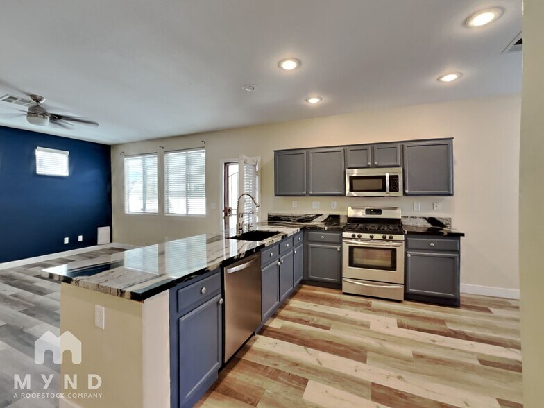 Building Photo - 6773 Winding Wood St