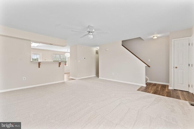 Building Photo - 209 Ilona Ct