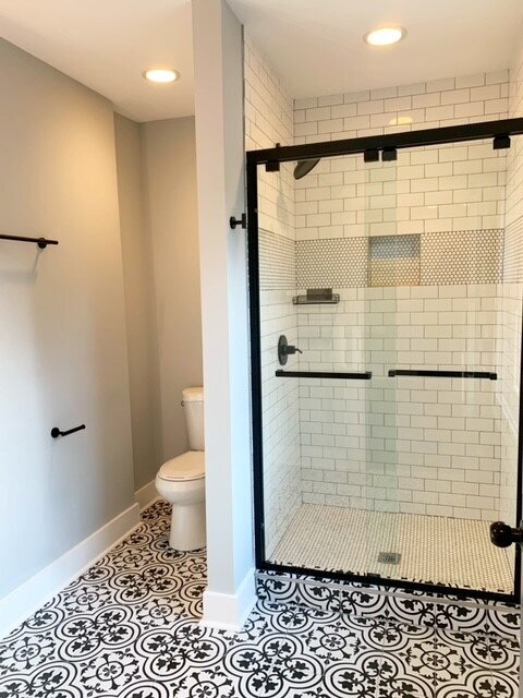 Building Photo - COLLEGE AVE- PROFESSIONALLY REMODELED 5BR/3/5BA HOME AVAILABLE NOW!