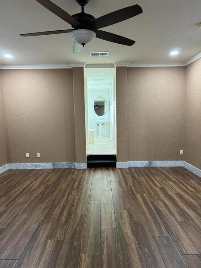 Building Photo - Elegant and Luxurious Rental Home in Hercules