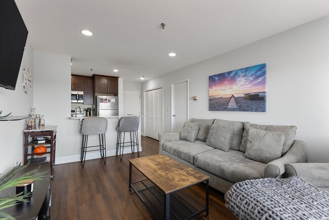 Building Photo - 133 Commander Shea Blvd