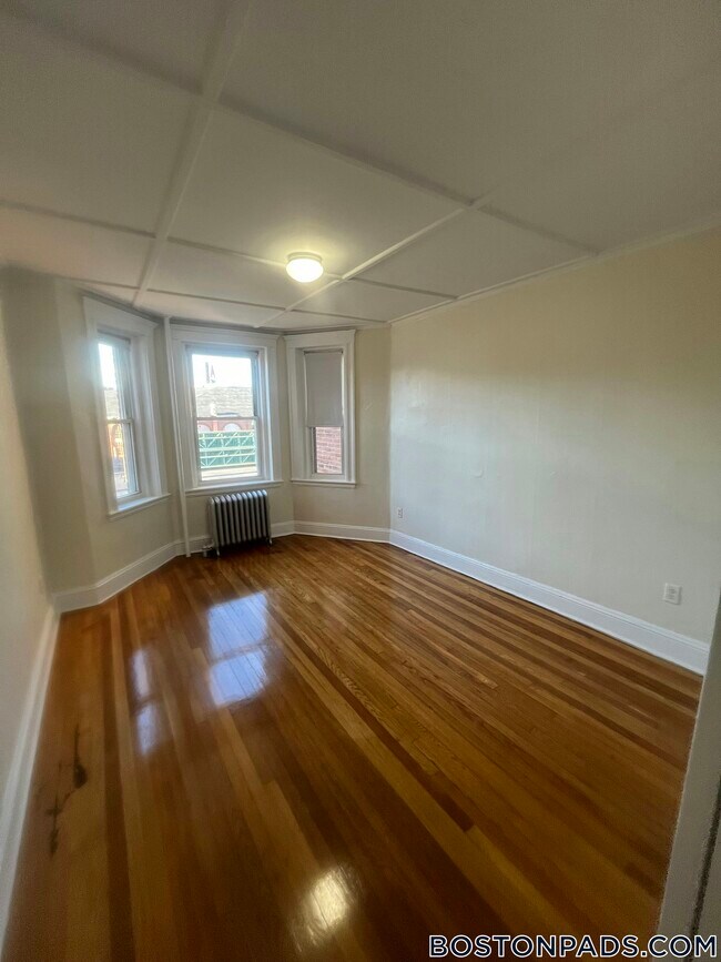 Building Photo - 1175 Boylston St