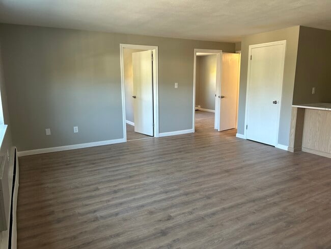 Building Photo - 130B Clinic Dr