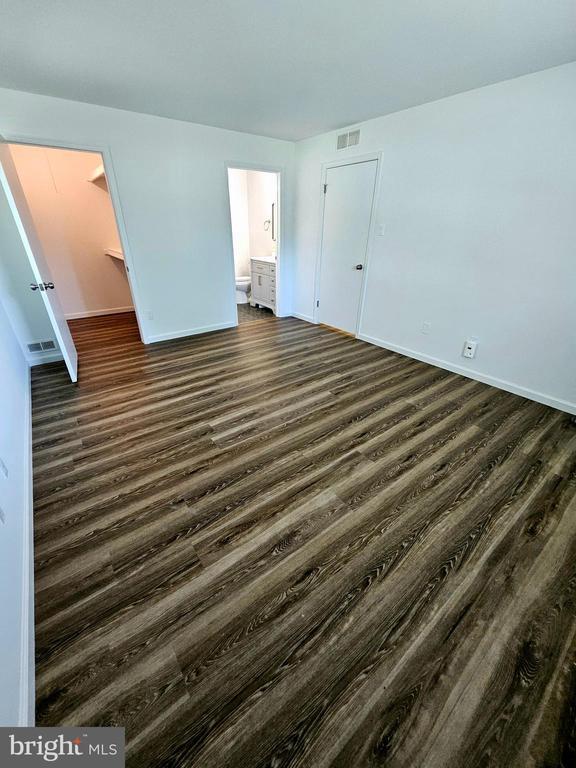 Building Photo - 1205 Maresfield