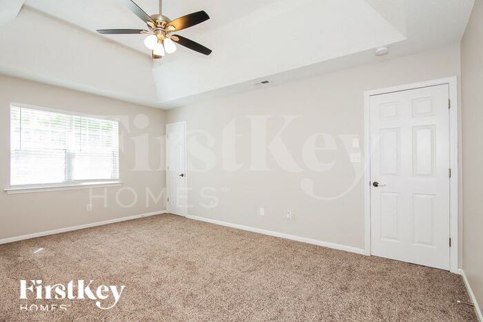 Building Photo - 153 Silver Birch Ln