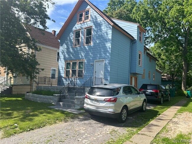Building Photo - 40 Lisbon Ave