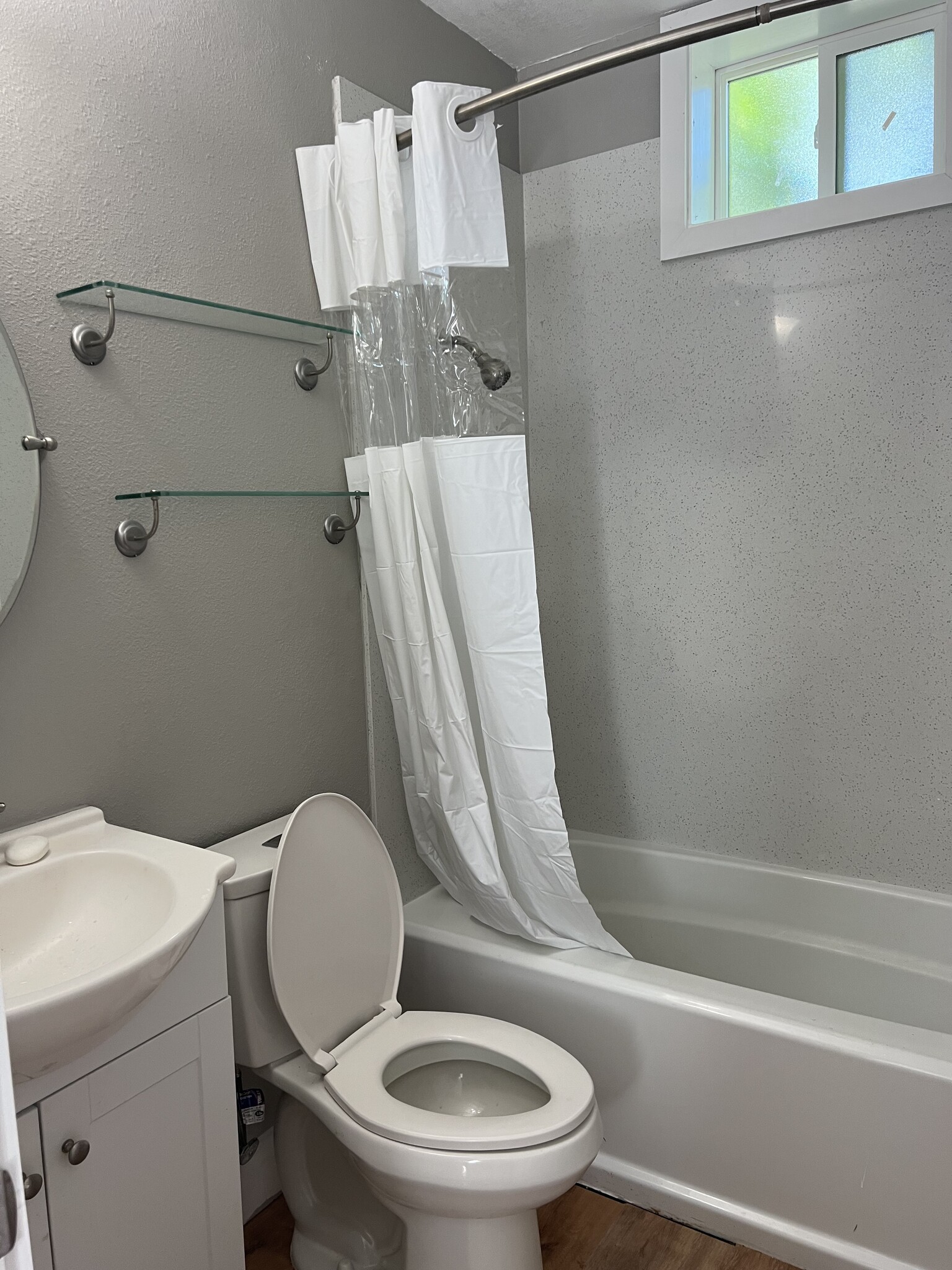 Building Photo - 3137 Larchmont Ln