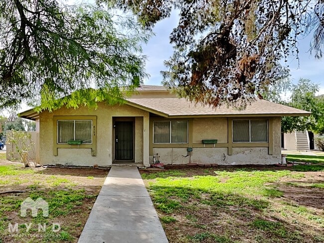Primary Photo - 8125 N 33rd Dr