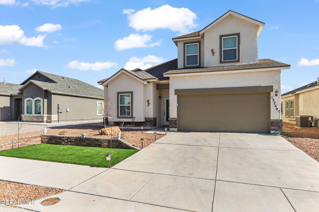 Building Photo - 13740 Villa Vista Ave