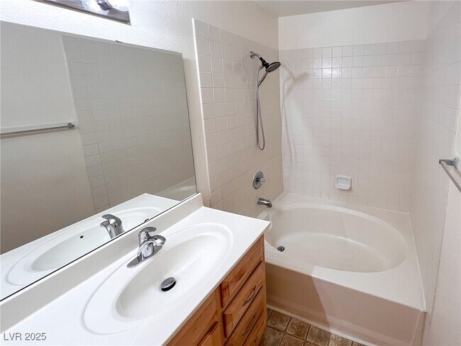 Building Photo - 5347 Lattice Ct