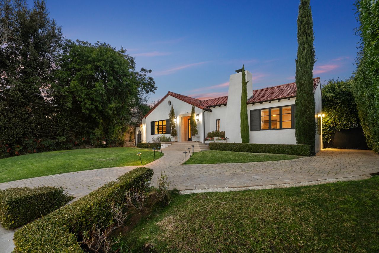 Building Photo - 514 Walden Dr