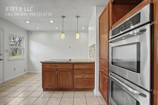 Building Photo - 3802 S Allegheny Ave