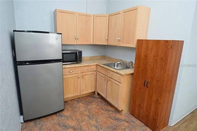 Building Photo - 3212 Tina Marie Dr