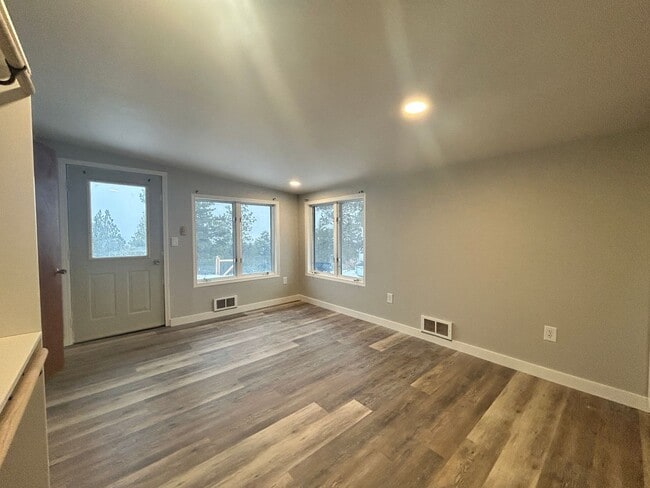 Building Photo - Cozy 1-Bed Cabin on 30 Private Acres – Incredible Views & Outdoor Access