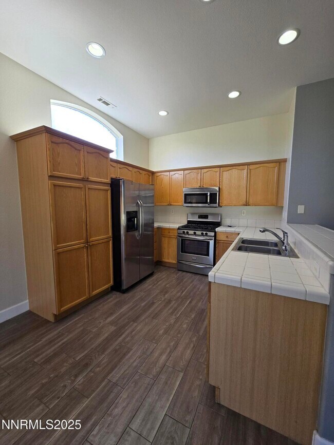 Building Photo - 7848 Alcandre Ct