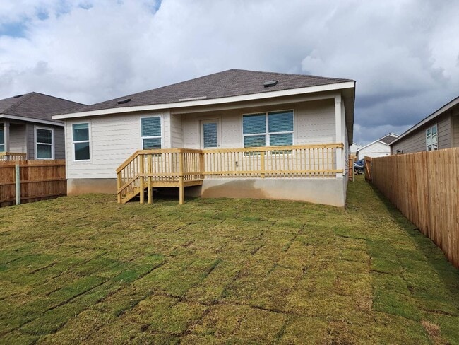 Building Photo - BULVERDE - Upgraded 4 BR/3BA One-Story - HIDDEN TRAILS!