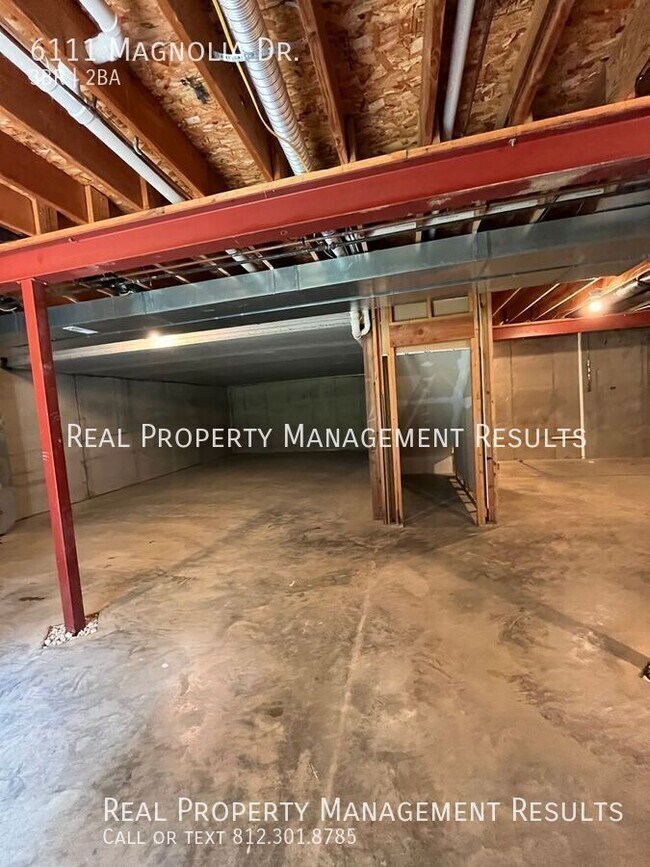 Building Photo - 6111 Magnolia Dr.-