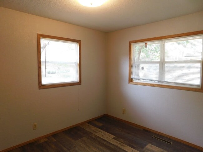 Building Photo - 1670 Lawndale Ave
