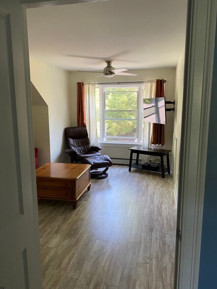 Building Photo - 84 Guinea Rd