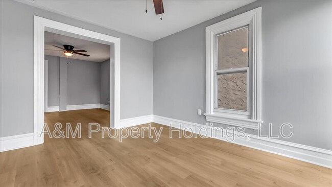 Building Photo - 841 Jackson St