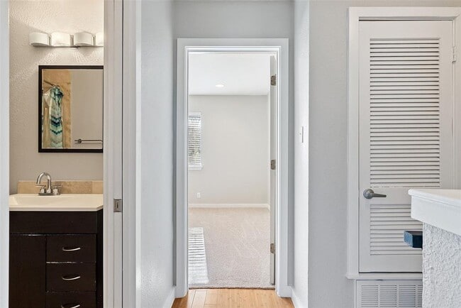 Building Photo - 3601 Menchaca Rd