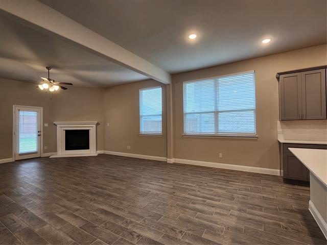Building Photo - 724 Fencerow Trl