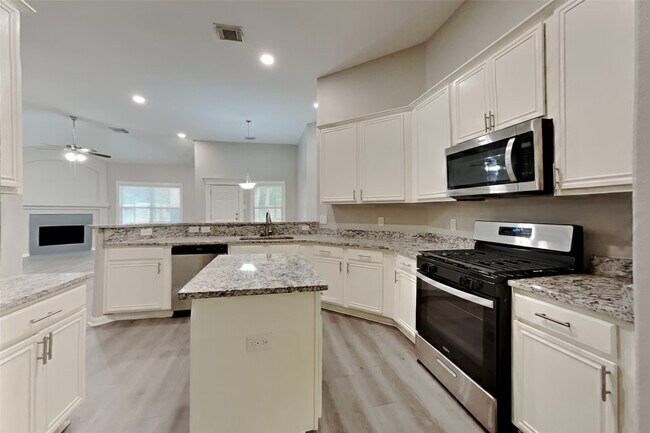 Building Photo - 12307 Grand Portage Ln