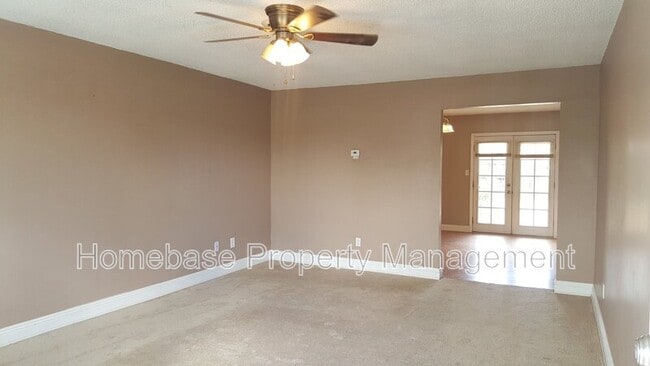 Building Photo - 5210 Hickory Ave