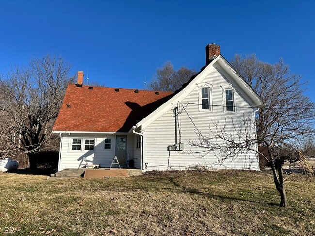 Building Photo - 7986 E Co Rd 975 S