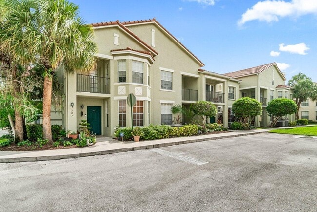 Building Photo - 308 Belmont Pl