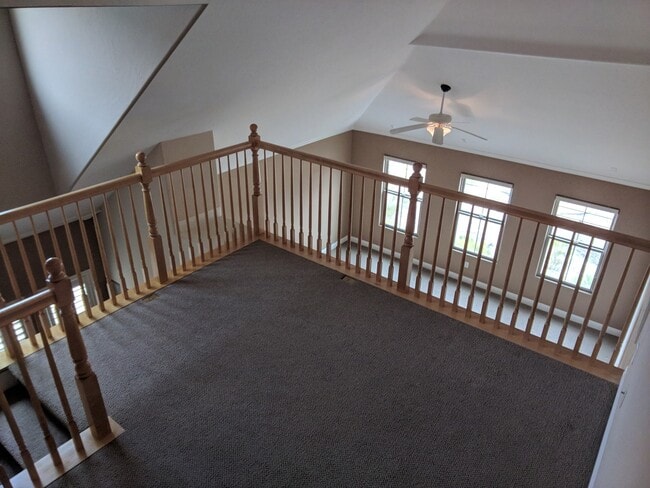 Building Photo - 9149 Tudor Park Pl