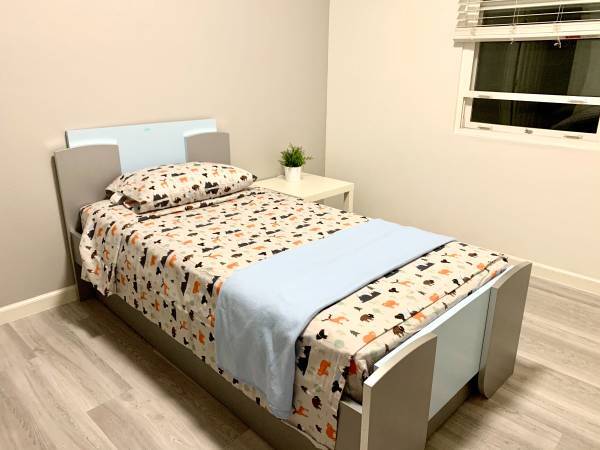 Currently have king size bed and mattress - 1848 Snell Pl