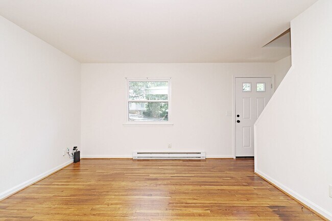 Building Photo - Student & Pet-Friendly Fry's Spring Duplex