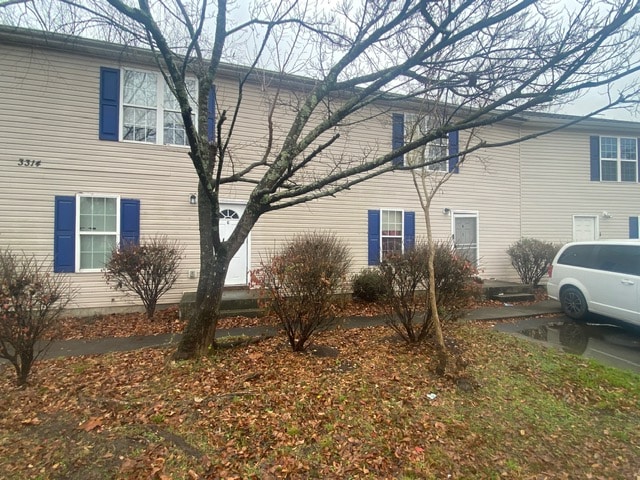 Building Photo - Room in Duplex on Beck St