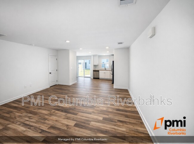 Building Photo - 559 Marcus Wy