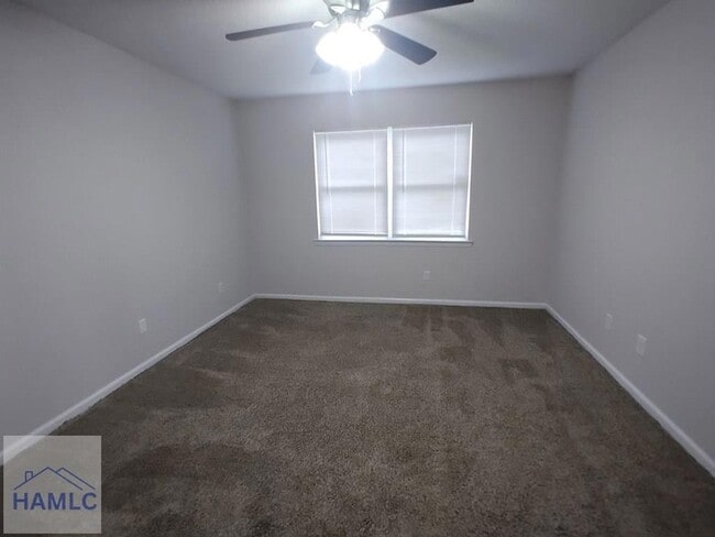 Building Photo - 824 Ridgewood Way
