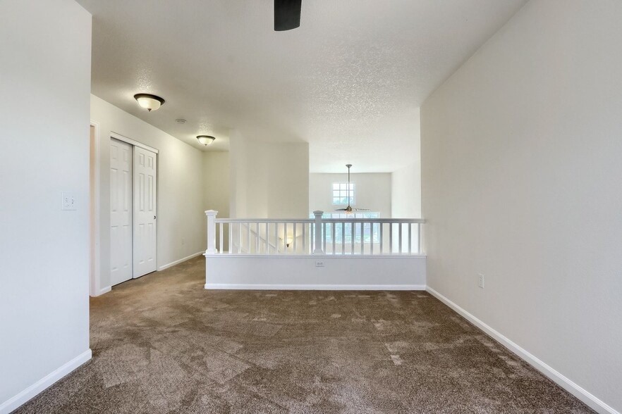 Building Photo - 3681 S Perth Cir