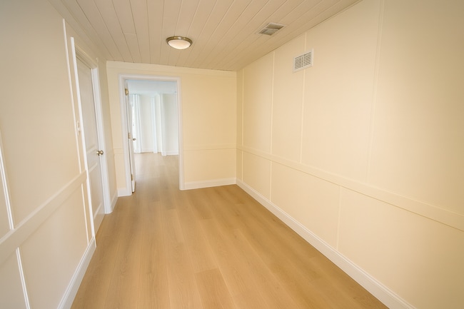 Building Photo - NEWLY RENOVATED 2 BEDROOM, 1 BATH HOME – 1-CAR GARAGE & ALL UTILITIES INCLUDED!