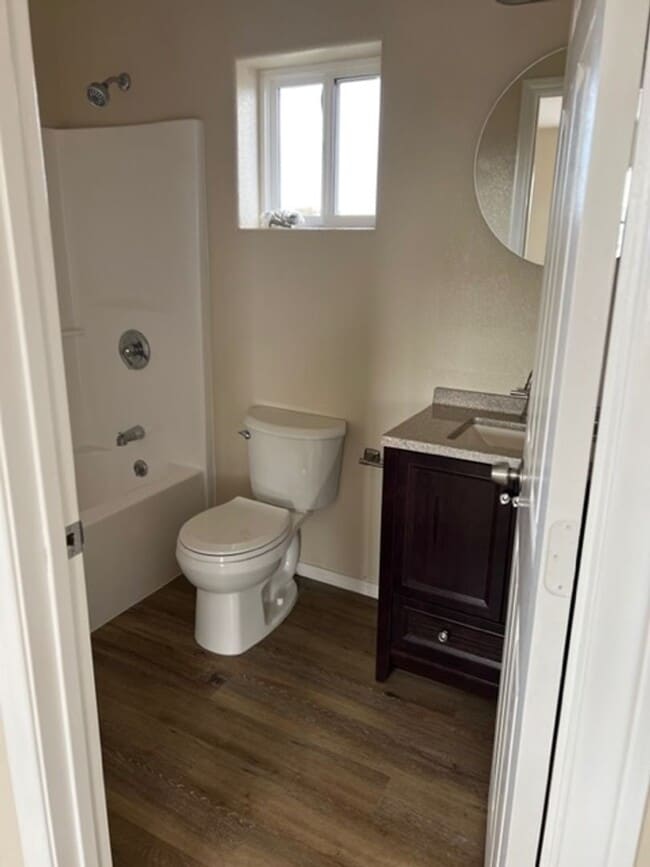 Building Photo - Spacious 4BR Cul-de-Sac Home with Large Backyard & Attached Garage