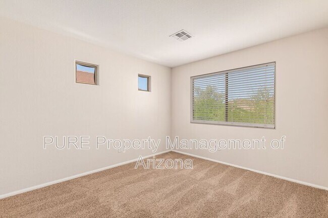 Building Photo - 28026 N 23rd Dr