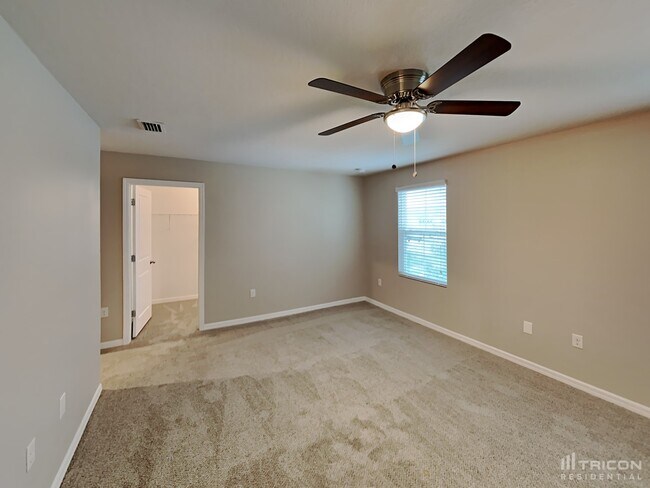 Building Photo - 10305 Geese Trail Cir