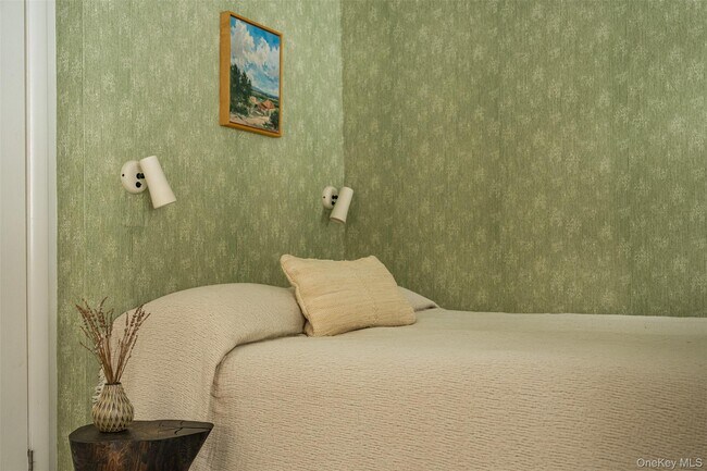 Building Photo - 55 Nordic Dr