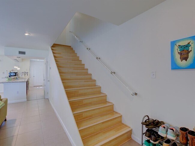 Building Photo - 710 Castle Ridge Rd